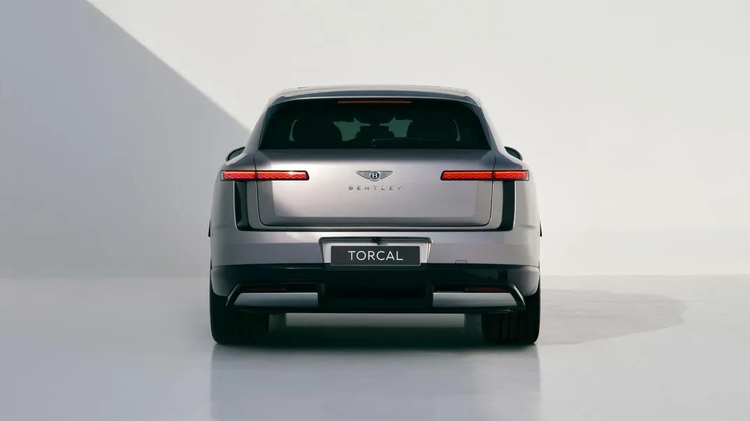 Traseira do Bentley Torcal