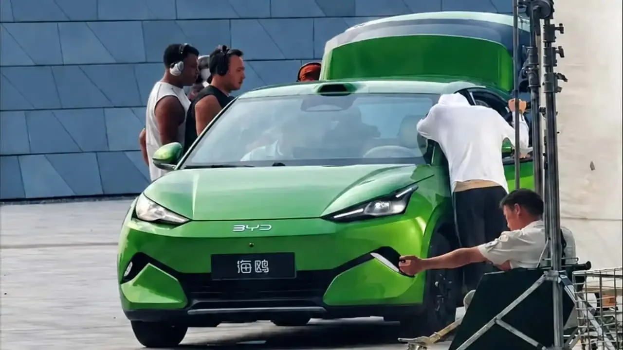 Novo BYD Dolphin Mini cresce e ganha LiDAR na segunda geração