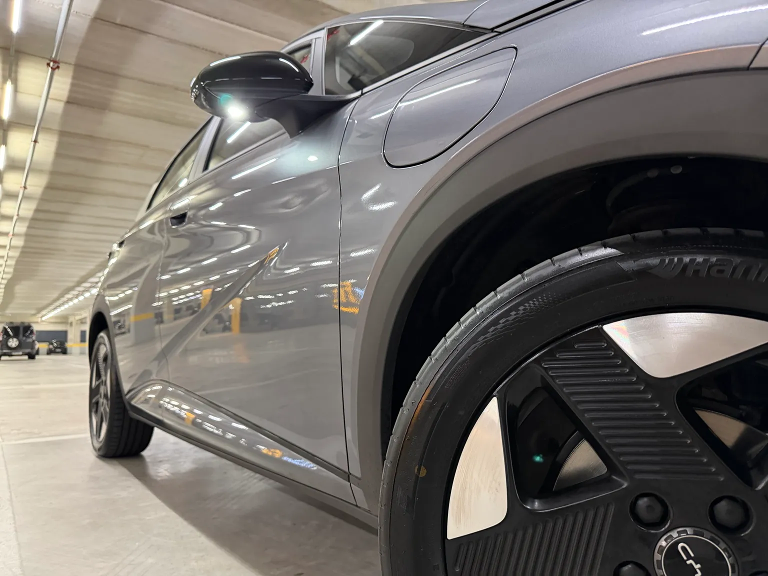 Rodas de 17 polegadas com pneus Hankook iON evo