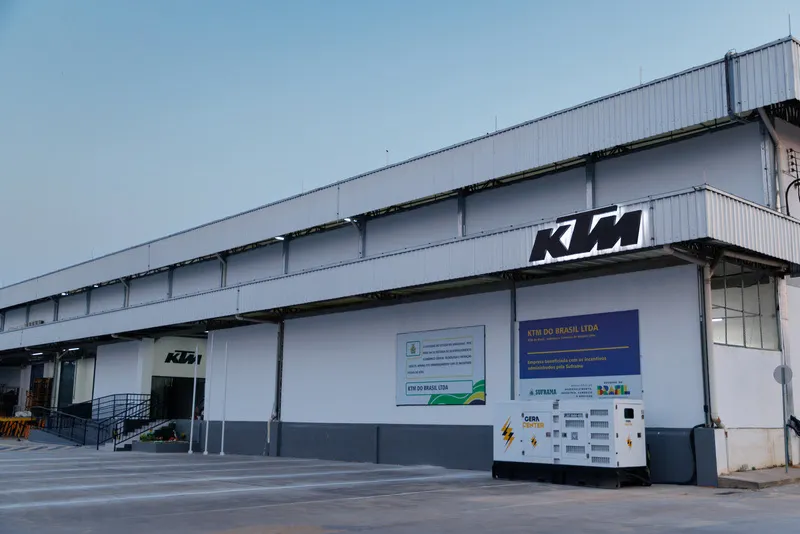 Fachada da fábrica da KTM em Manaus