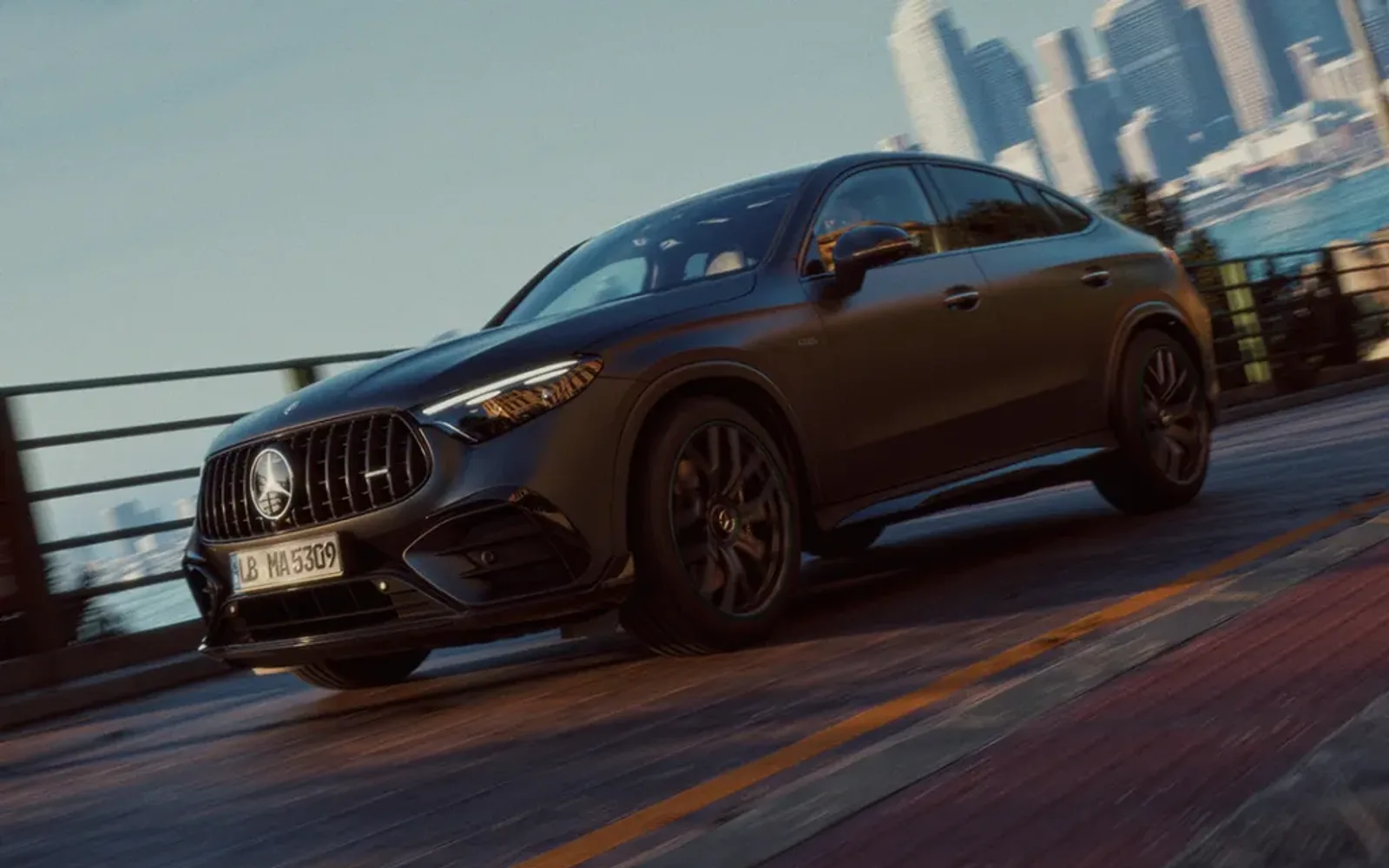 Mercedes-AMG GLC 53 chega ao Brasil com 449 cv em versões SUV e Coupé
