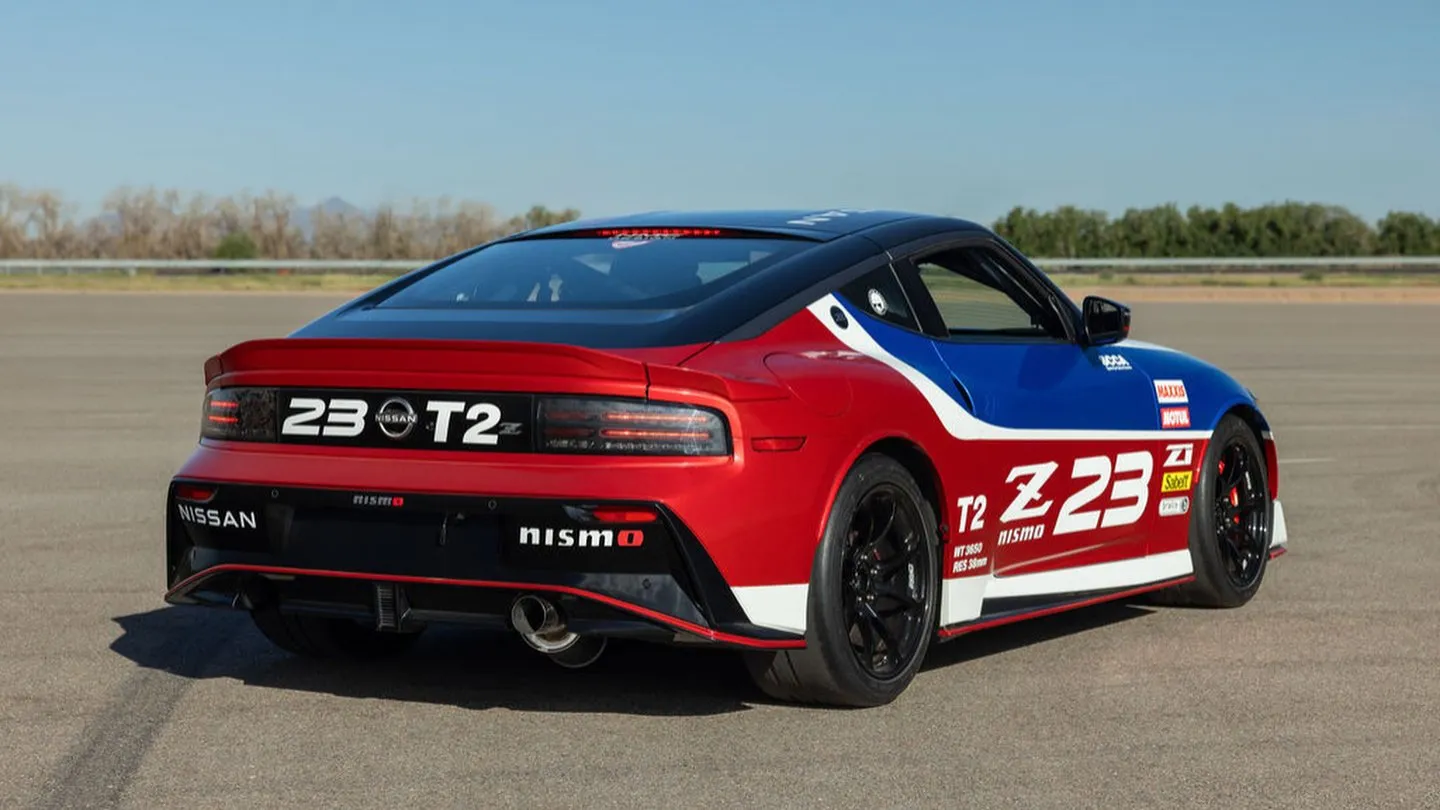 Traseira do Project NAT2 Z, preparado para a categoria SCCA Touring 2