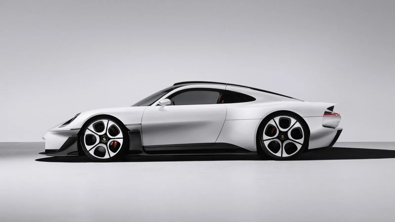 Porsche Mission S branco visto de lado