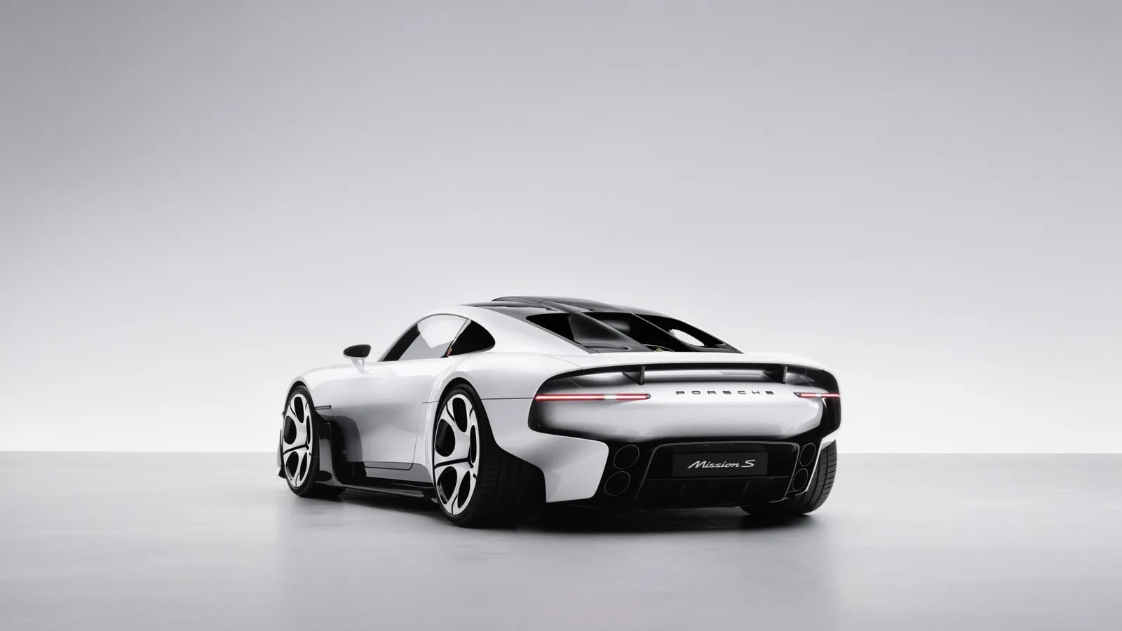 Porsche Mission S visto de trás
