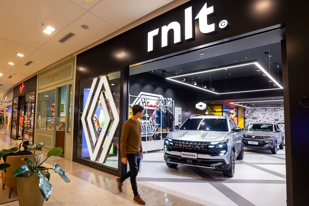 Renault Niagara já está em exposição em Curitiba antes do lançamento