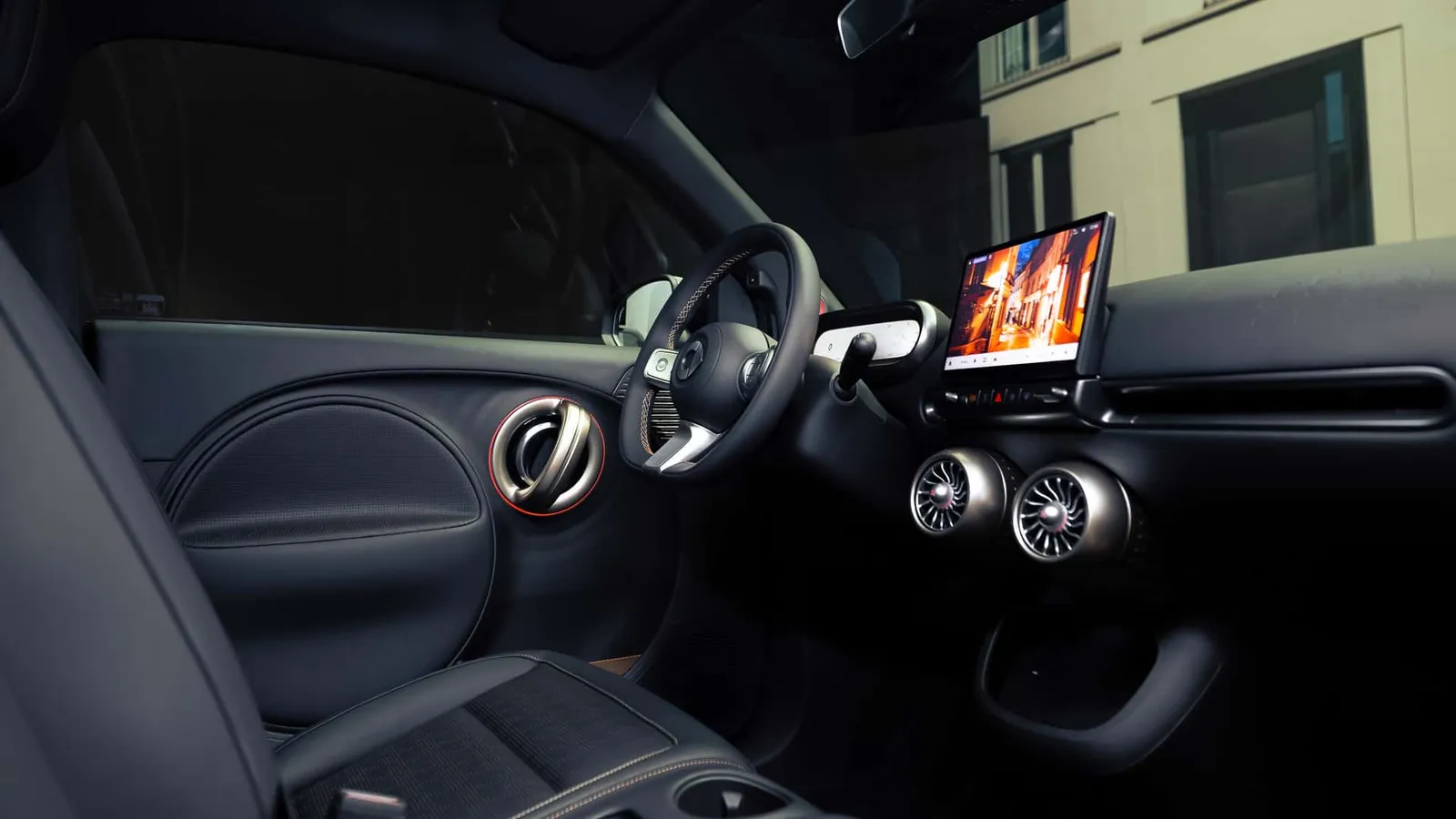 Interior do Smart #2 visto pela porta do motorista